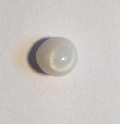 5 carat Clam Pearl with Flame