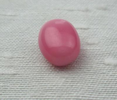 Conch Pearl 3+ carat Bubble Gum Pink Oval 9mm