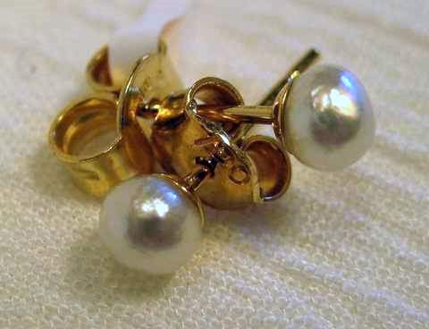 Natural Pearl Earrings