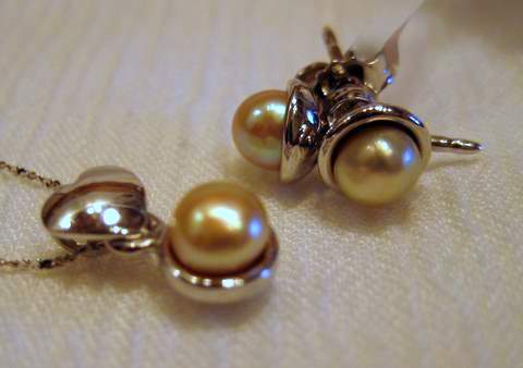 Natural Pearl Jewelry Set